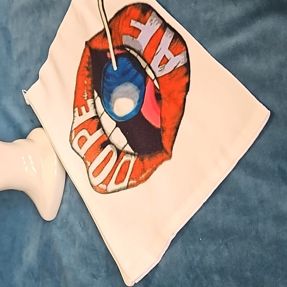 Handmade canvas pouch 👝 😍 - Picture 3 of 8